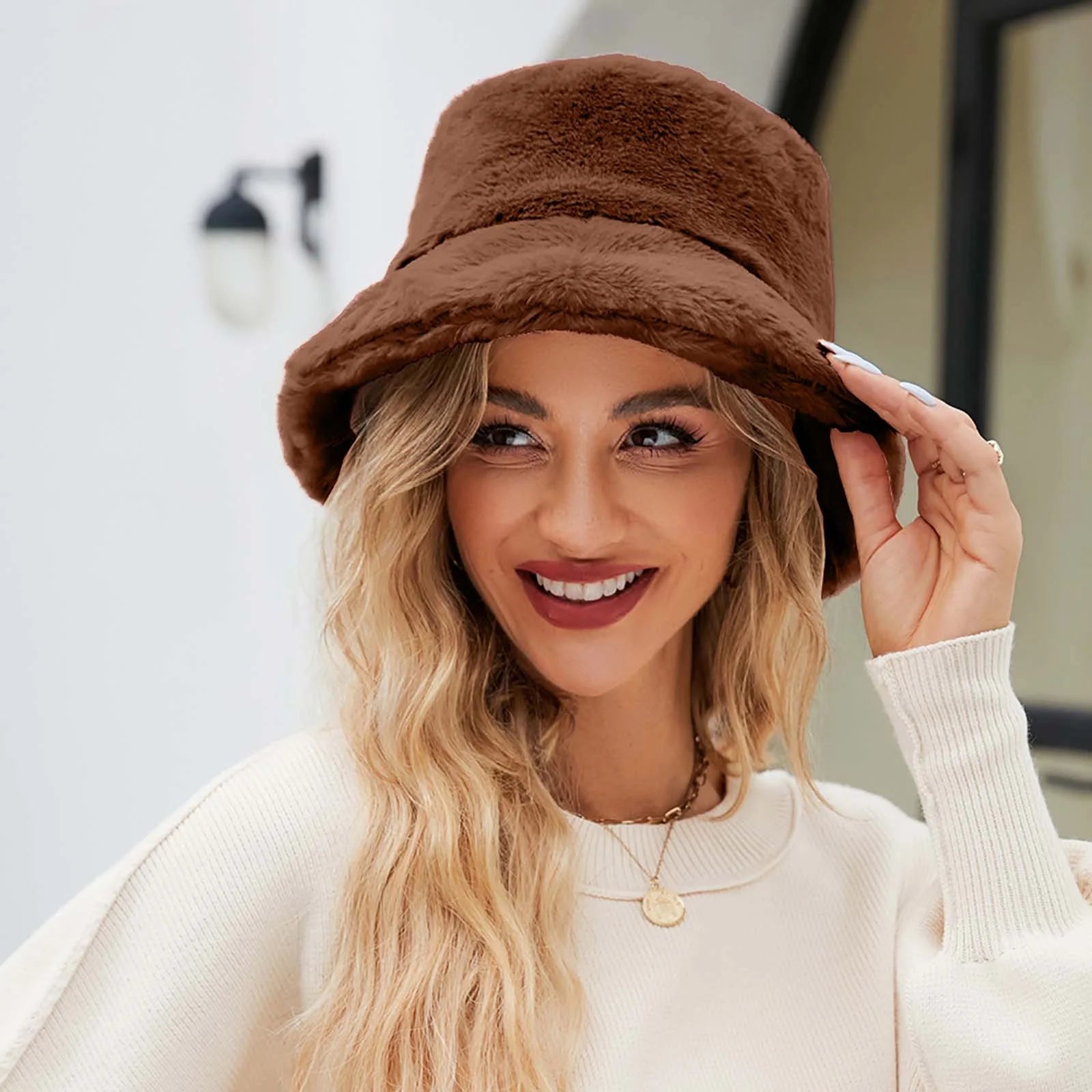 Winter Bucket Hat for Women Solid Warm Hats Cute Warm Soft Faux Fur Fisherman Cap Coffee